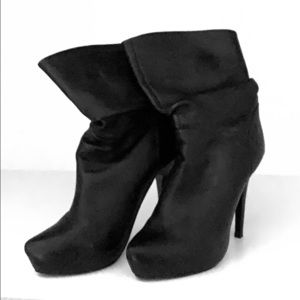 Steve Madden platform booties size 6